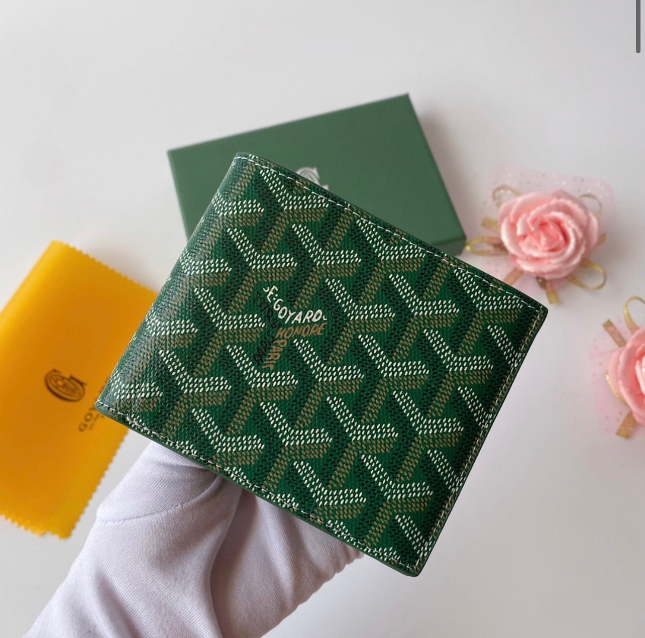 Goyard Victoire Card Holder — Goyardine Canvas & Leather Wallet